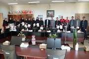 تقدیر از برندگان جشنواره ورزشی به مناسبت هفته وحدت و تربیت بدنی 
