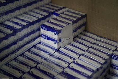صادرات بیش از ۲۵۰ هزار دوز واکسن هپاتیت B به ونزوئلا توسط انستیتو پاستور ایران مورخ سه شنبه 6 خرداد 1404