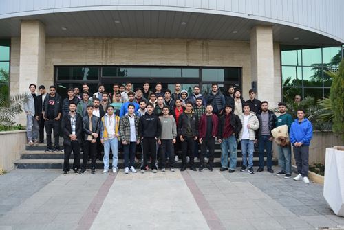 بازدید دانشجویان دانشگاه علوم پزشکی زنجان مجتمع تولیدی تحقیقاتی