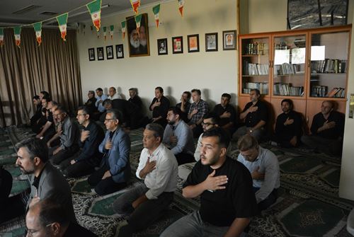 برگزاری مراسم زیارت عاشورا در دهه اول محرم 1405